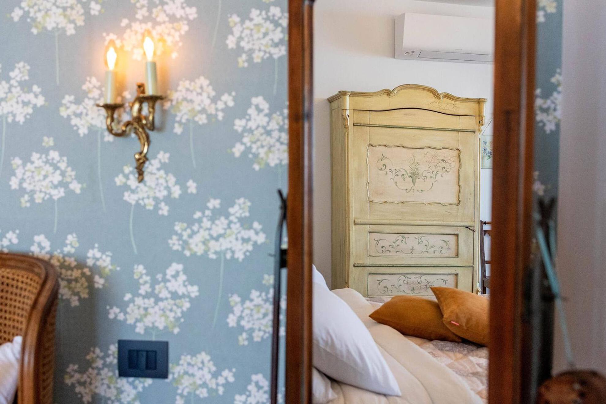 Al 33 Giri Bed & Breakfast Cefalu Room photo